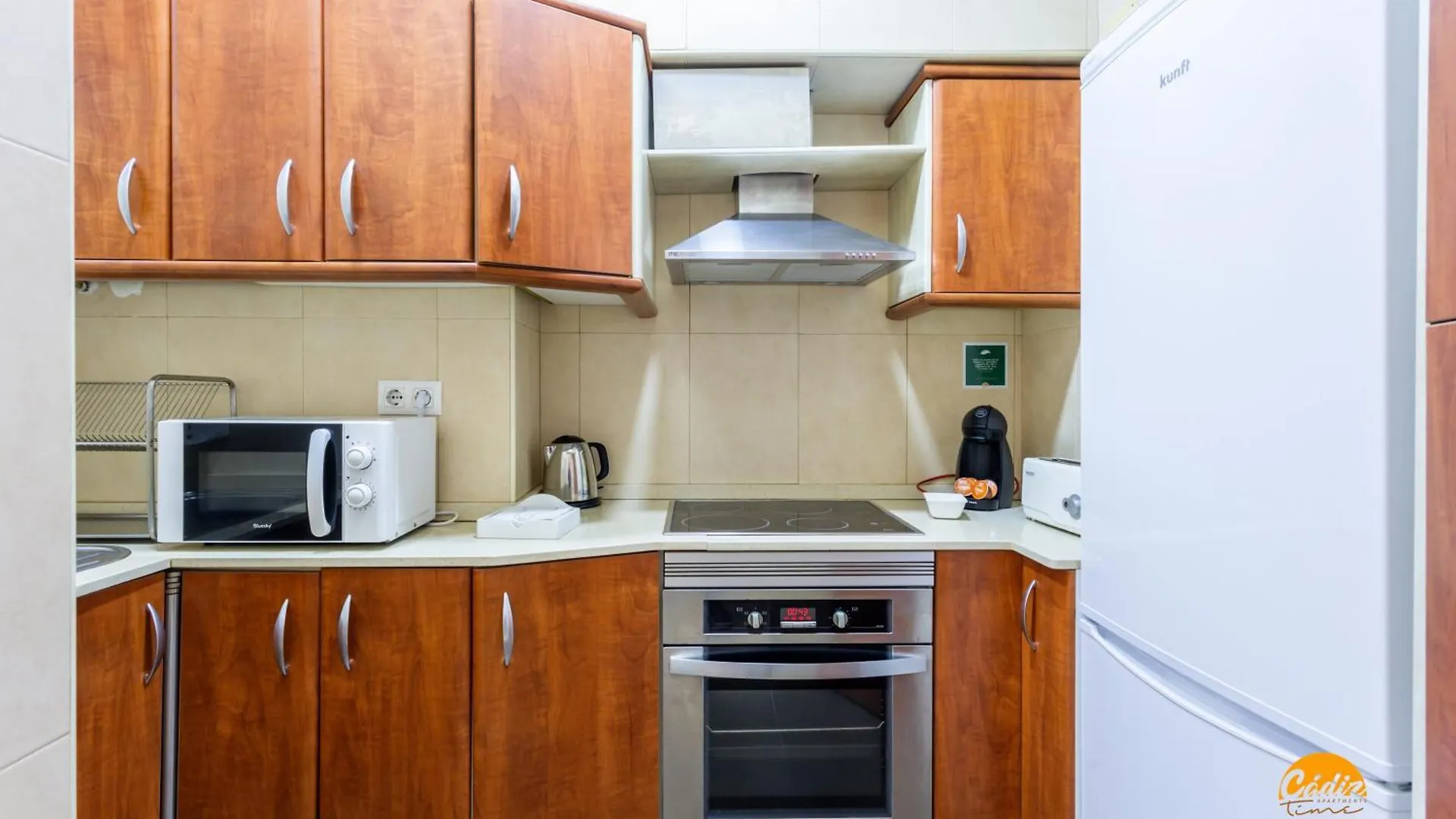 Corralon De Los Carros By Cadiz Time Apartment